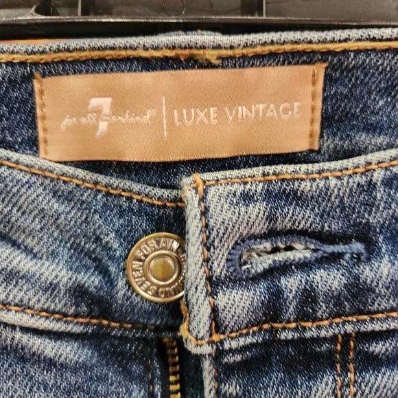 🆕️ 7 For All Mankind